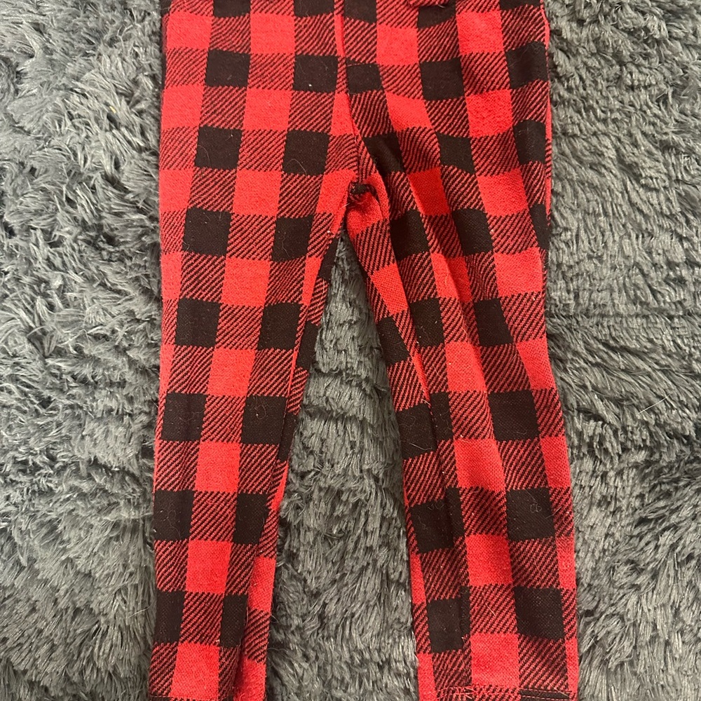 Cozy Checkered Kids Leggings - Red & Black